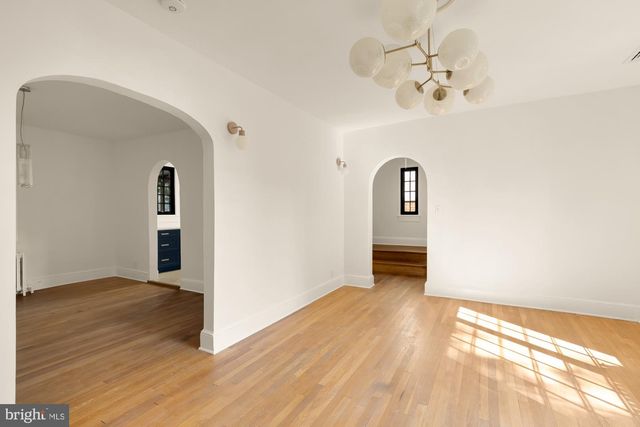 3719 WINDOM PL NW, Washington, DC 20016