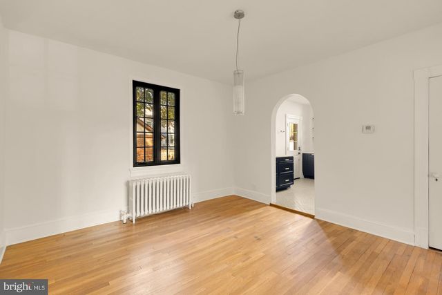 3719 WINDOM PL NW, Washington, DC 20016