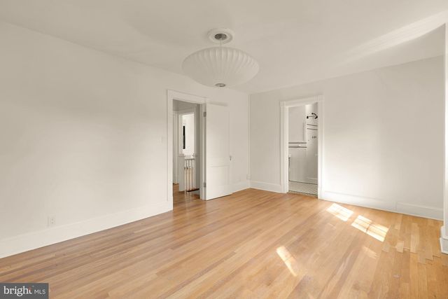 3719 WINDOM PL NW, Washington, DC 20016