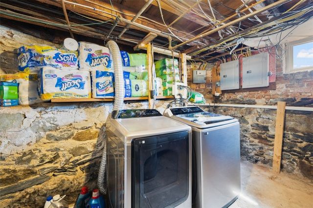 34 Byron Street, Cranston, RI 02920