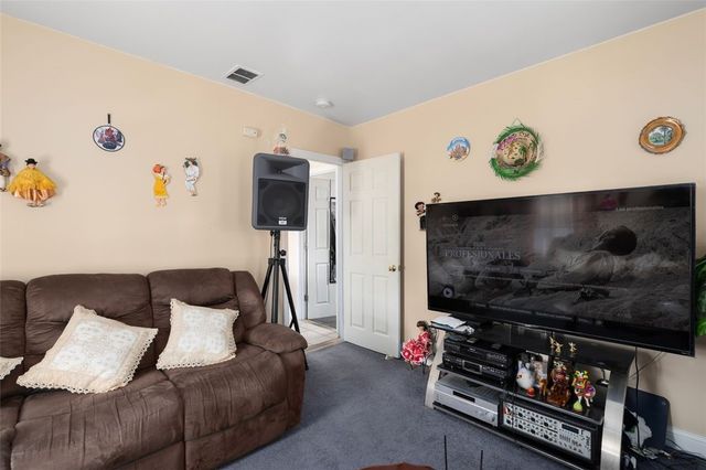 34 Byron Street, Cranston, RI 02920