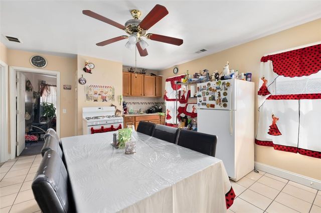 34 Byron Street, Cranston, RI 02920