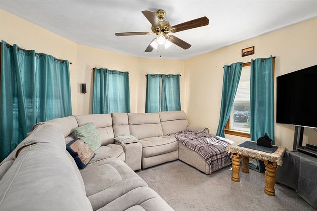 34 Byron Street, Cranston, RI 02920