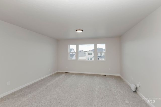 7115 E Marble Springs Dr, Nampa, ID 83687