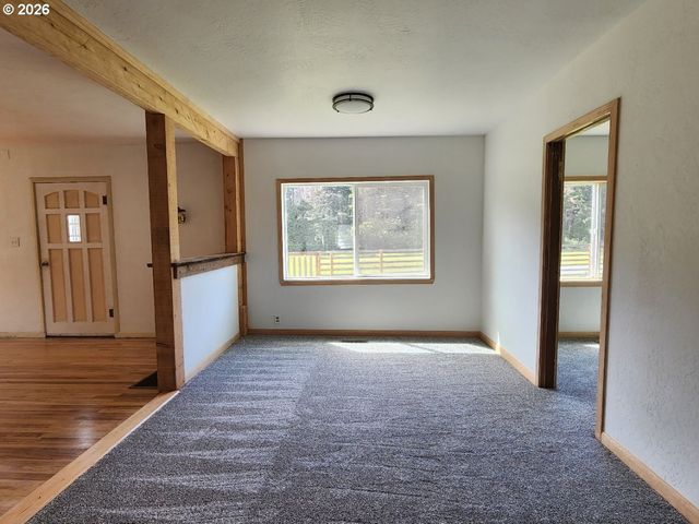 42585 ARIZONA St, Port Orford, OR 97465