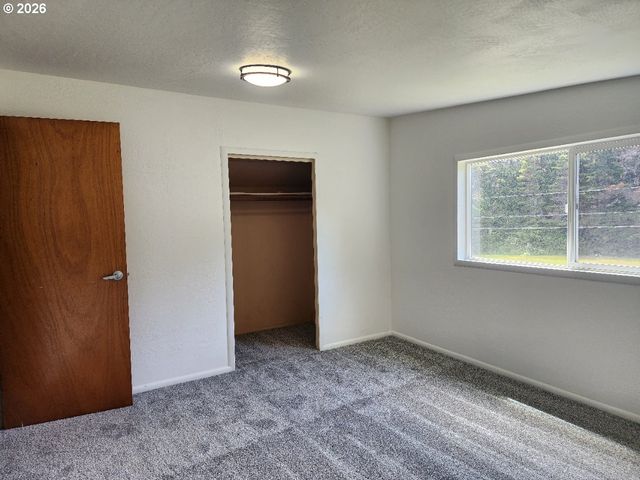 42585 ARIZONA St, Port Orford, OR 97465