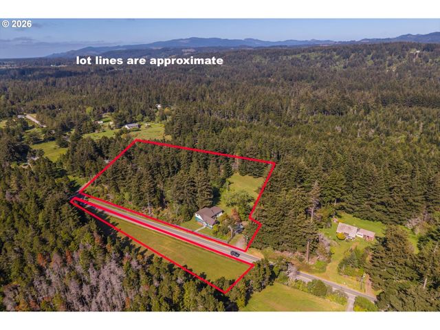 42585 ARIZONA St, Port Orford, OR 97465