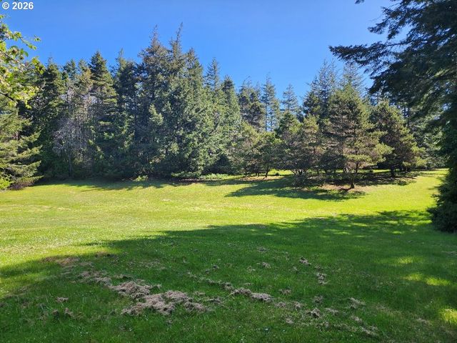 42585 ARIZONA St, Port Orford, OR 97465