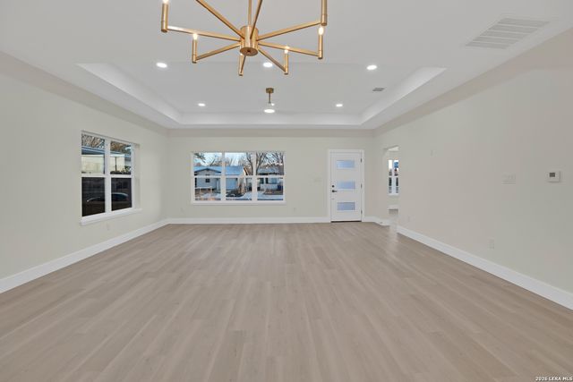 255 Venice, San Antonio, TX 78201