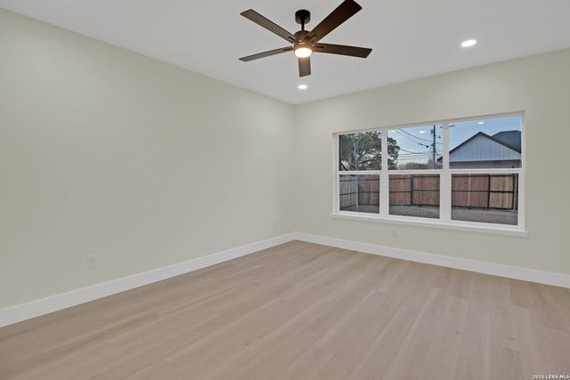 255 Venice, San Antonio, TX 78201