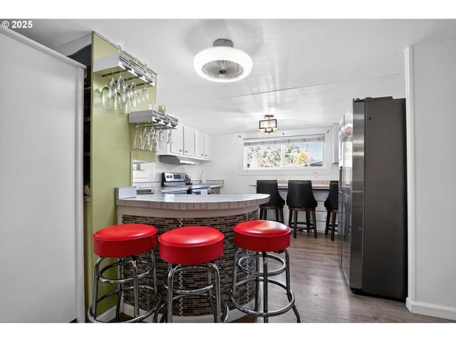 8525 Se ORCHARD Ln 84, Happy Valley, OR 97086