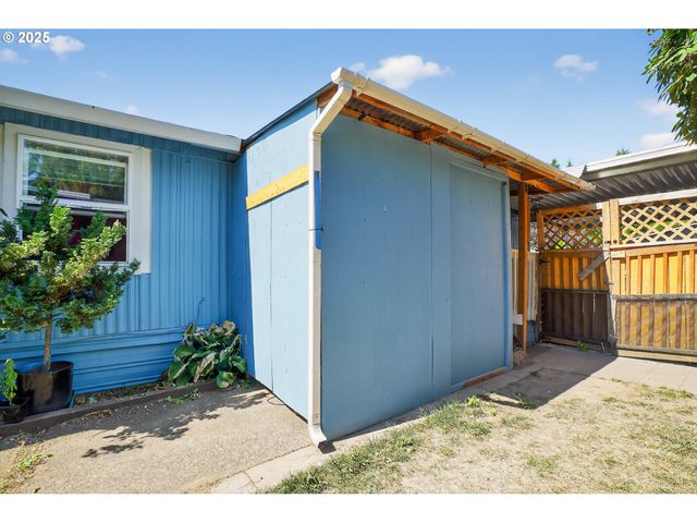 8525 Se ORCHARD Ln 84, Happy Valley, OR 97086