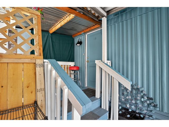 8525 Se ORCHARD Ln 84, Happy Valley, OR 97086