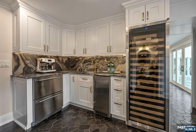 241 Grove Street, Ramsey, NJ 07446