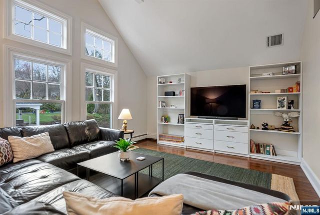 241 Grove Street, Ramsey, NJ 07446