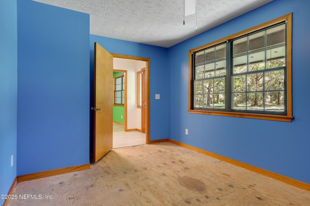 8968 ALLIGATORS Road, Jacksonville, FL 32219