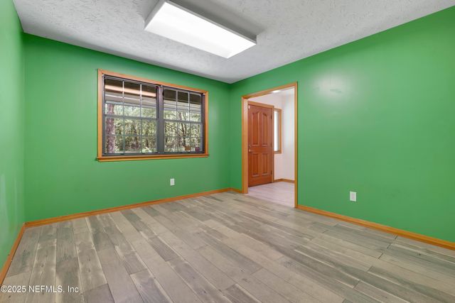 8968 ALLIGATORS Road, Jacksonville, FL 32219
