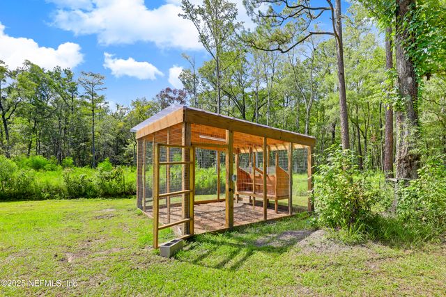 8968 ALLIGATORS Road, Jacksonville, FL 32219