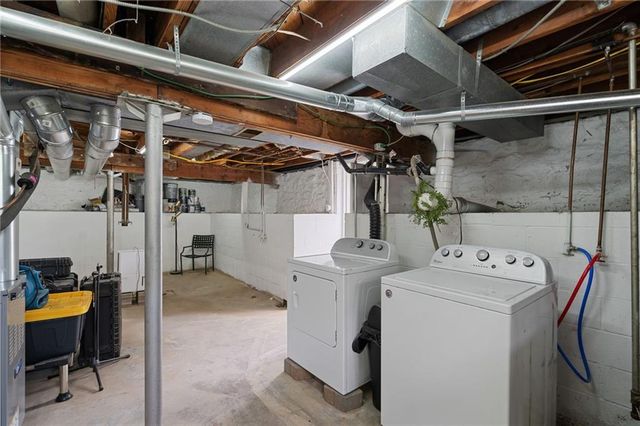 2705 Beverly Circle, Independence, MO 64052