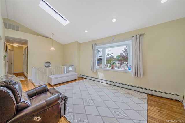 8 Gaymor Lane, Farmingville, NY 11738