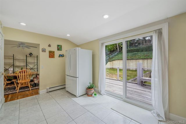 8 Gaymor Lane, Farmingville, NY 11738