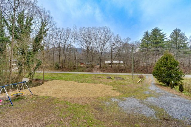 2403 Chamberlain Road, Lafayette, GA 30728