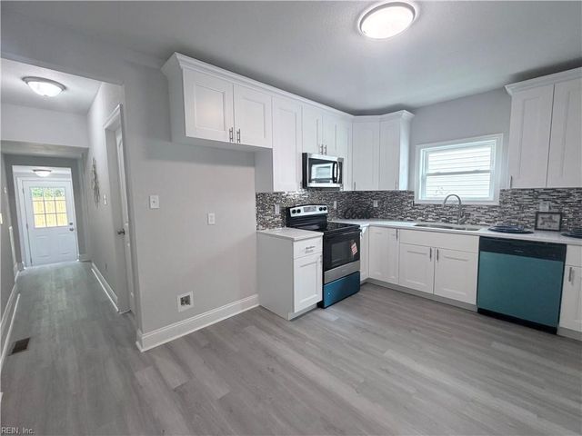 2534 Keller AVE, Norfolk, VA 23509