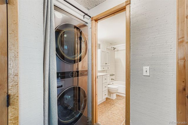 2469 S Xanadu Way A, Aurora, CO 80014