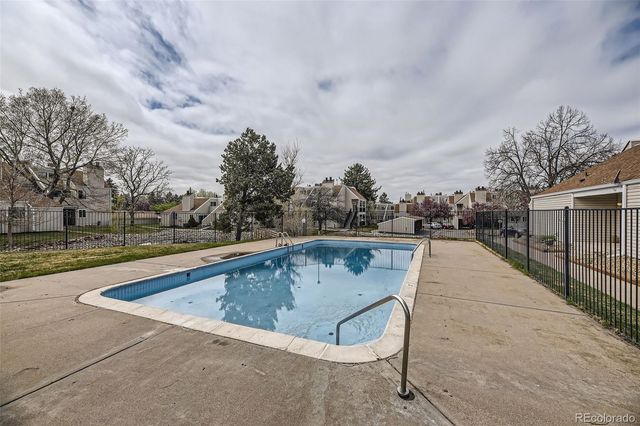 2469 S Xanadu Way A, Aurora, CO 80014