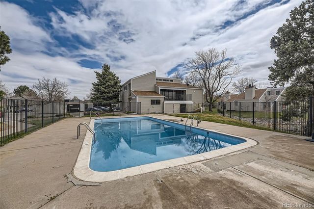 2469 S Xanadu Way A, Aurora, CO 80014