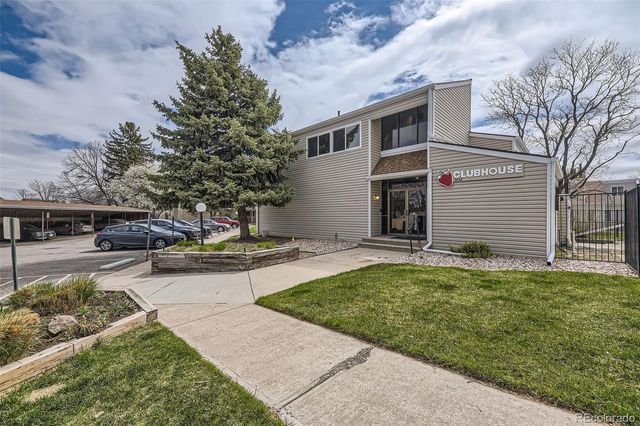 2469 S Xanadu Way A, Aurora, CO 80014