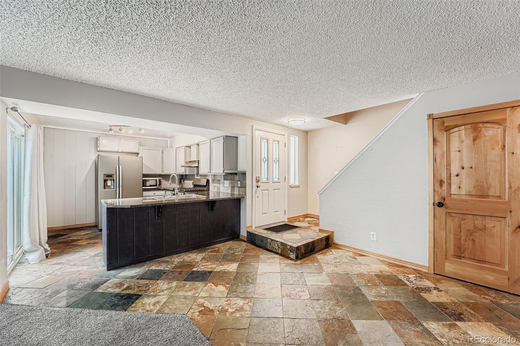 2469 S Xanadu Way A, Aurora, CO 80014