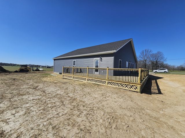 18366 N Jefferson Field Lane, Mt Vernon, IL 62864