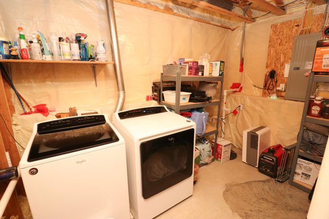 912 30th Avenue W, West Fargo, ND 58078