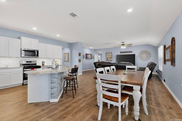 139 Kakapo, San Antonio, TX 78253