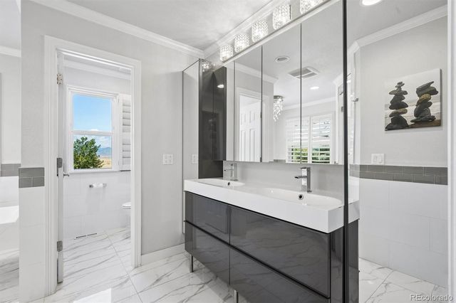 10197 Briargrove Way, Highlands Ranch, CO 80126