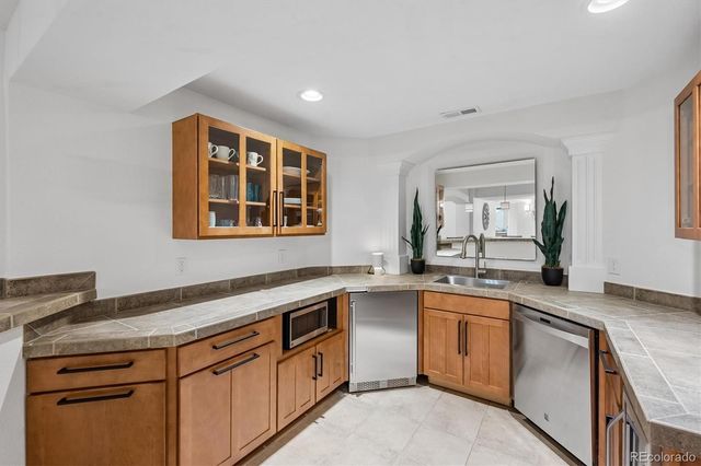 10197 Briargrove Way, Highlands Ranch, CO 80126