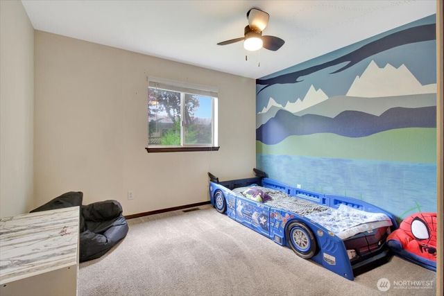 27236 Manor Place NW, Stanwood, WA 98292