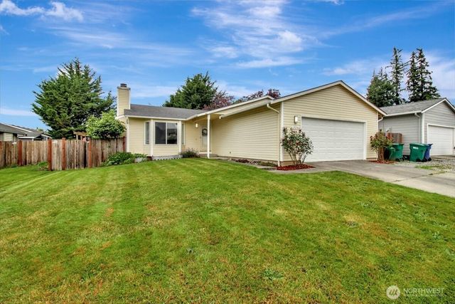 27236 Manor Place NW, Stanwood, WA 98292
