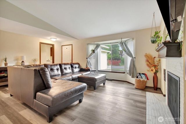 27236 Manor Place NW, Stanwood, WA 98292