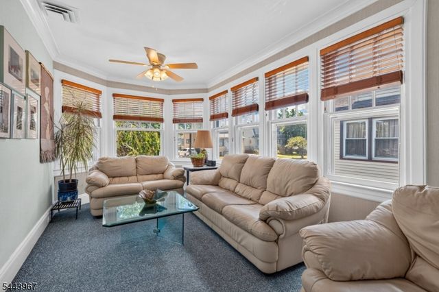 132 Hillside Rd, Elizabeth City, NJ 07208