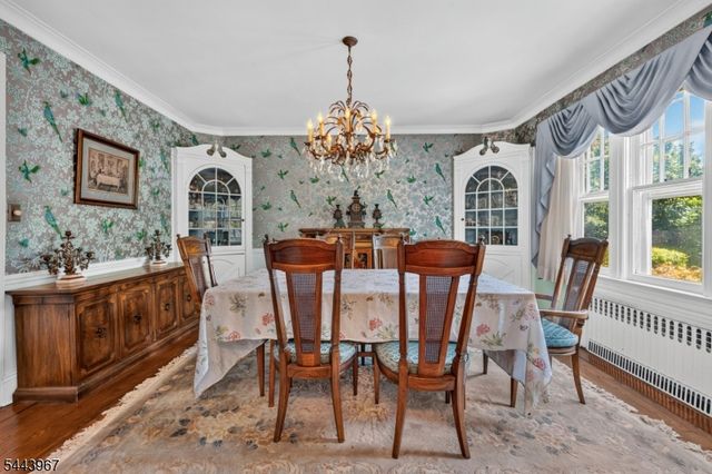 132 Hillside Rd, Elizabeth City, NJ 07208