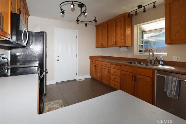 13089 Venus Vlg, Clearlake Oaks, CA 95423