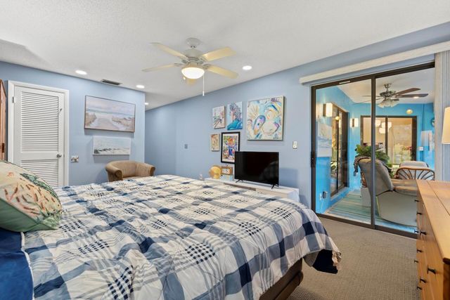 6721 Versailles Court, Lake Worth, FL 33467