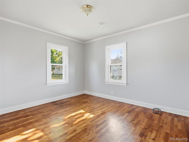 529 E Broad Street, Linden, MI 48451