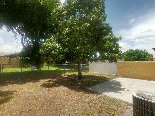 3060 NW 204th Lane, Miami Gardens, FL 33056