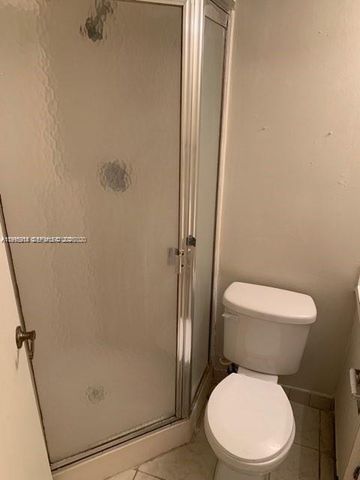 5921 Washington St 122, Hollywood, FL 33023