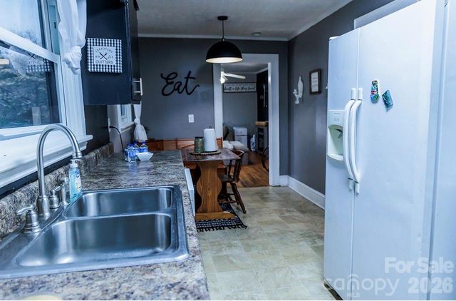 119 Collins Avenue, Forest City, NC 28043