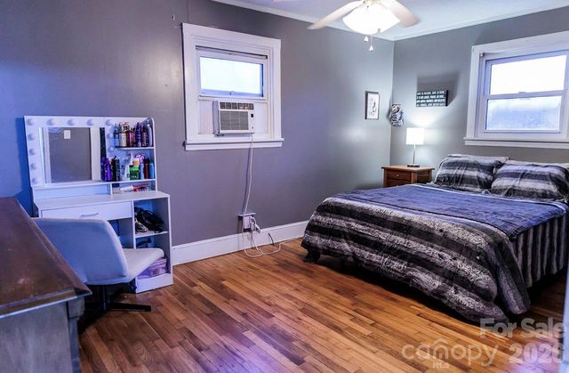 119 Collins Avenue, Forest City, NC 28043