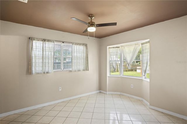805 CENTER STREET, Dundee, FL 33838